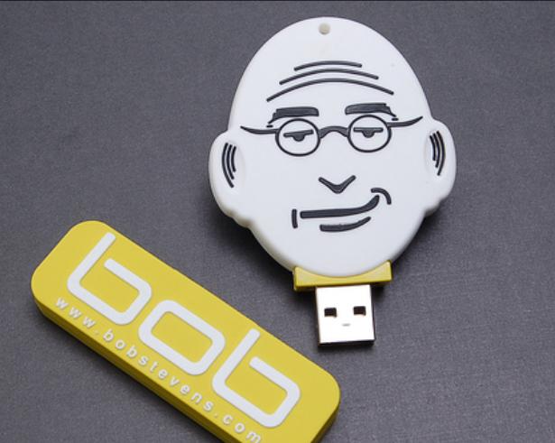 100% Design USB Flash Drive